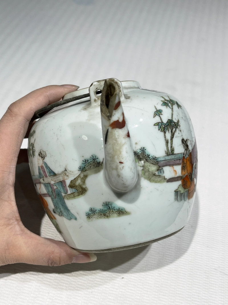 清代 粉彩茶壶一组十五件 - 图4