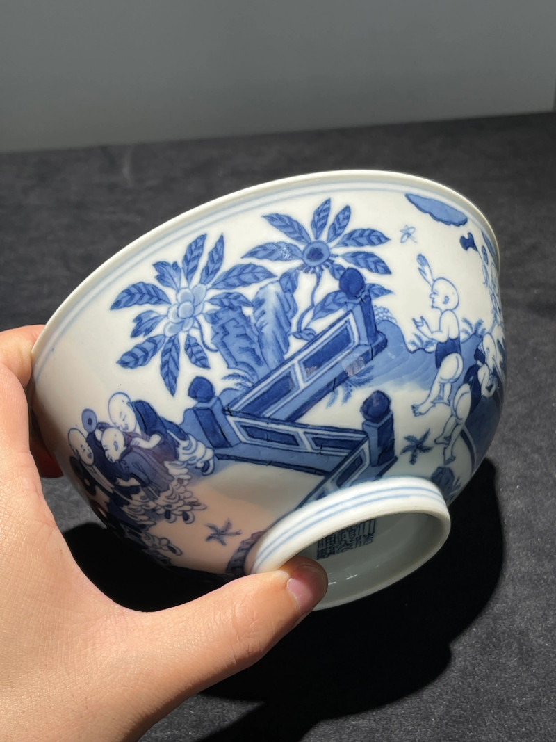 清道光 青花婴戏纹碗 - 图5