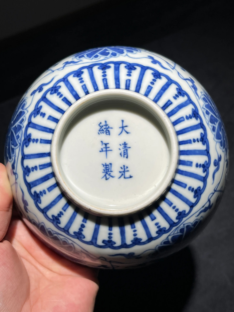 清光绪 青花缠枝莲纹碗 - 图7