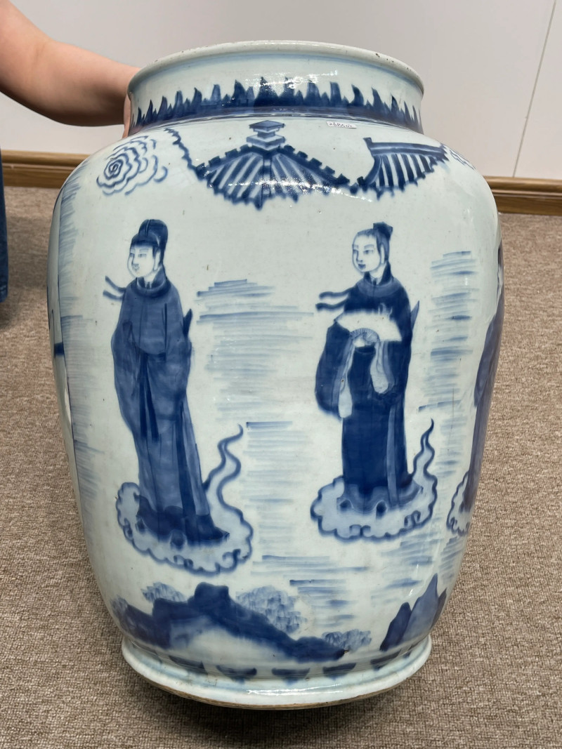 清康熙 青花神仙人物纹大盖罐 - 图2