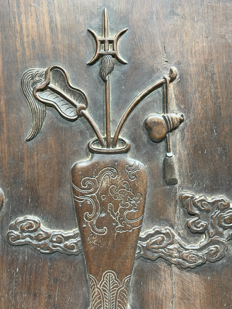 清代 红木双面雕福寿博古纹花板 - 图8