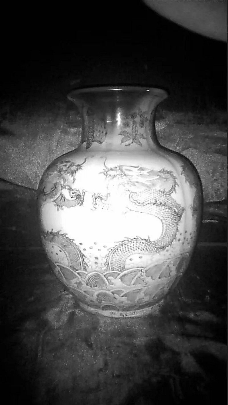清晚期 青花海水龙纹石榴尊 - 图14