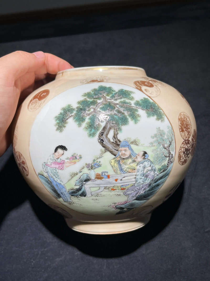 民国 粉彩人物纹皮灯一对 - 图12