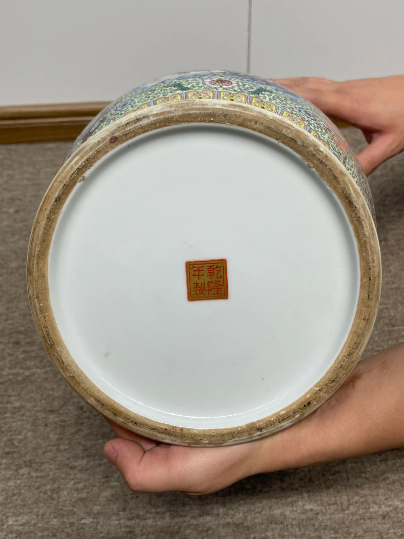 解放初 重工粉彩人物故事纹大瓶 - 图15