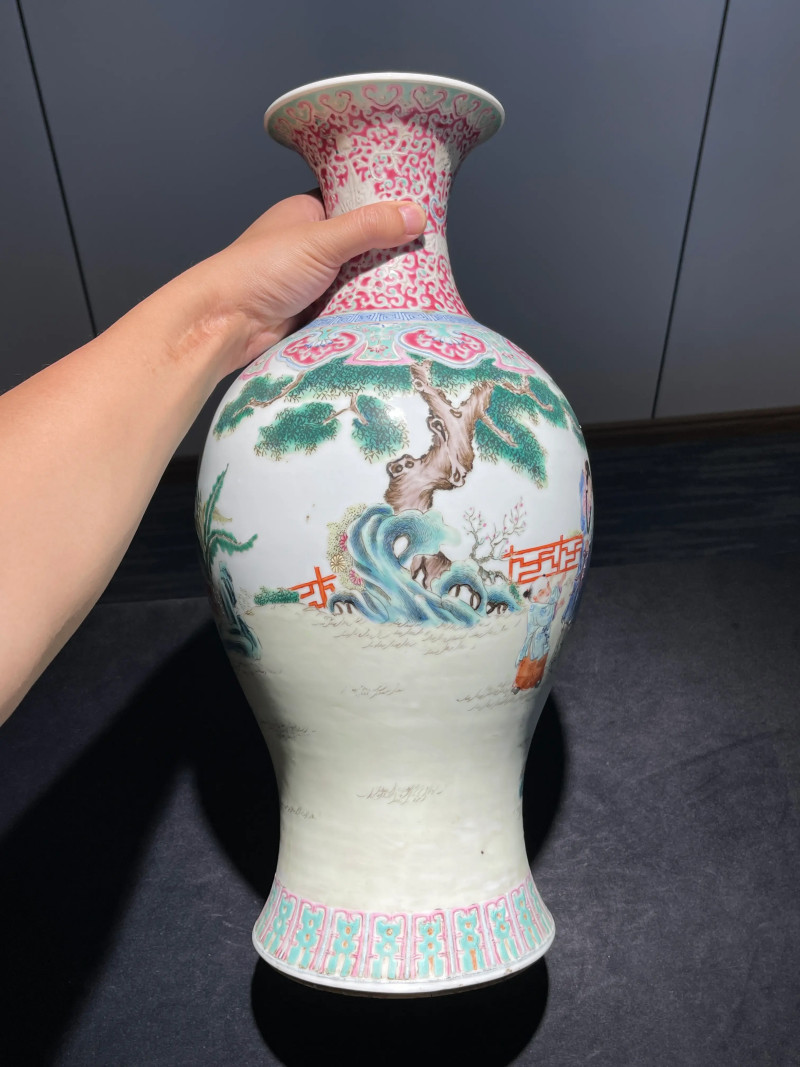 民国 粉彩婴戏纹观音瓶 - 图5