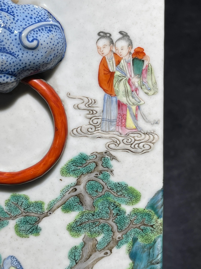 清嘉庆 粉彩群仙祝寿纹琮式瓶 - 图11