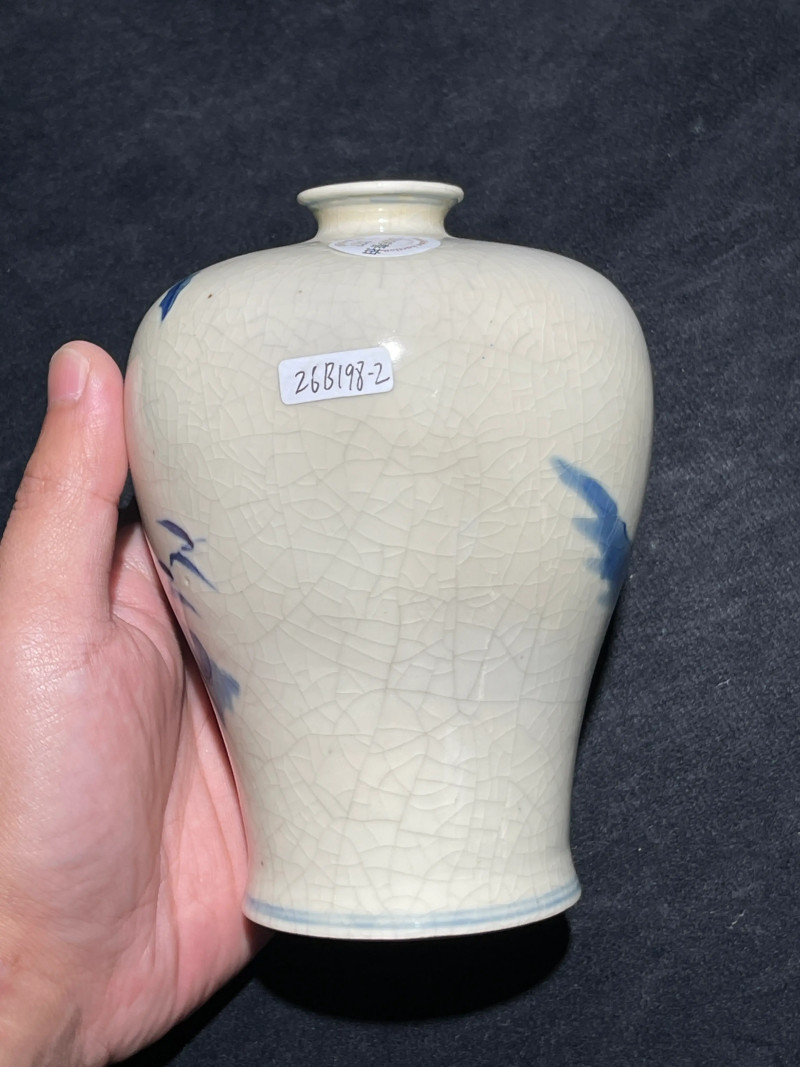 清晚期 浆胎青花折桂图梅瓶一对 - 图19