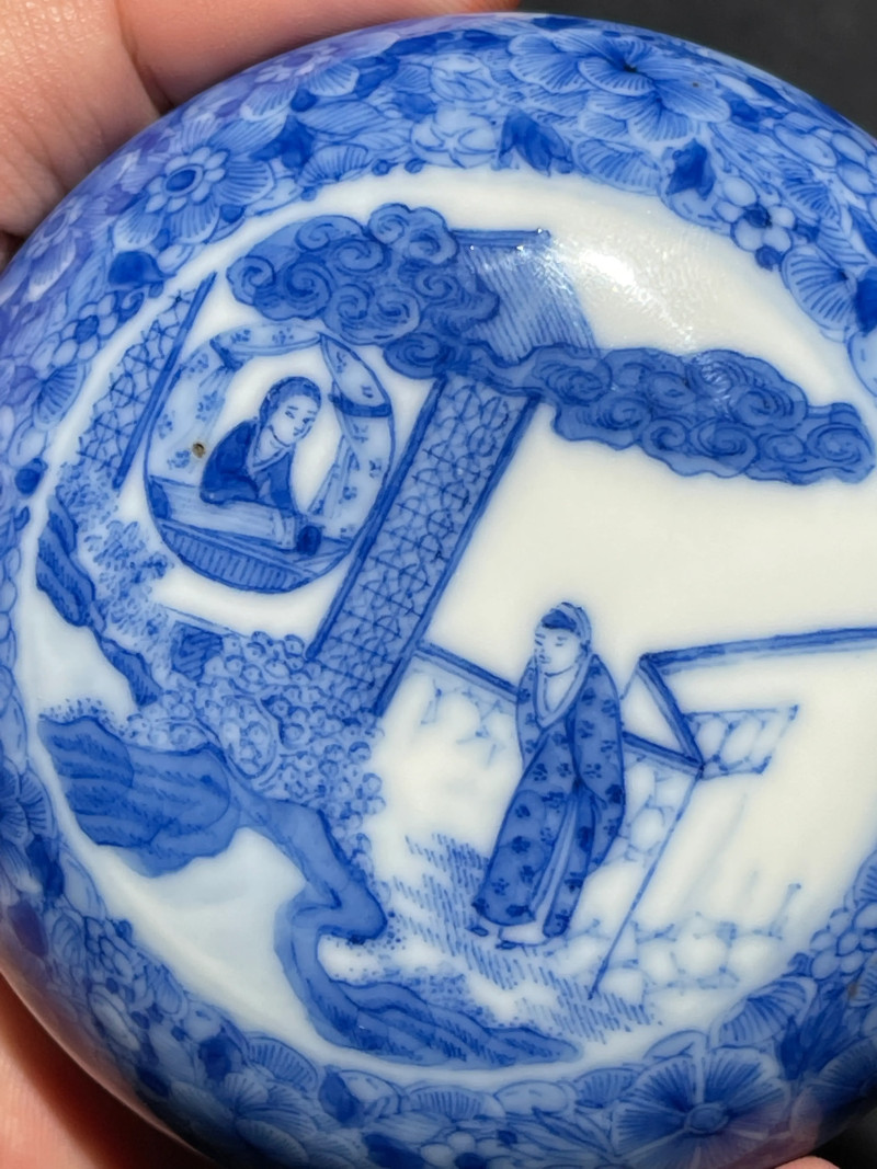 民国 青花花卉开光人物纹印盒 - 图6