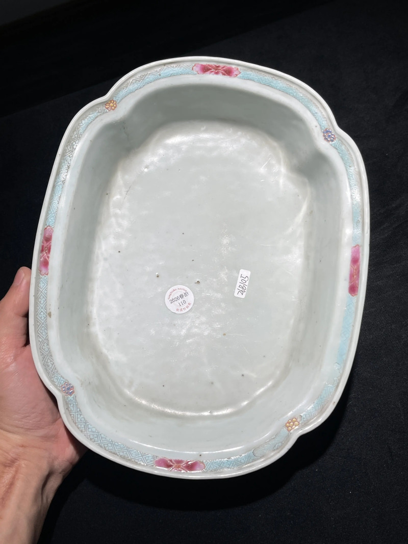 清雍正 粉彩花卉纹水仙盆 - 图6