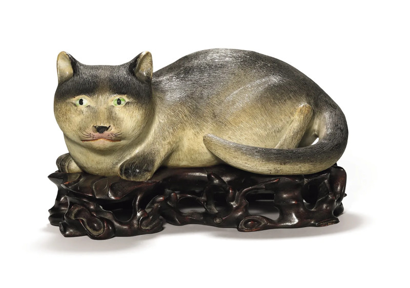 清中期 窑彩猫形瓷塑