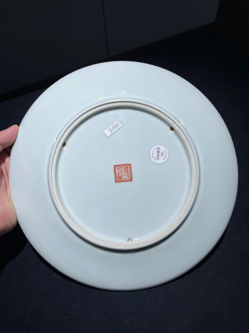 民国 李兆麟画粉彩仕女纹大盘 - 图8