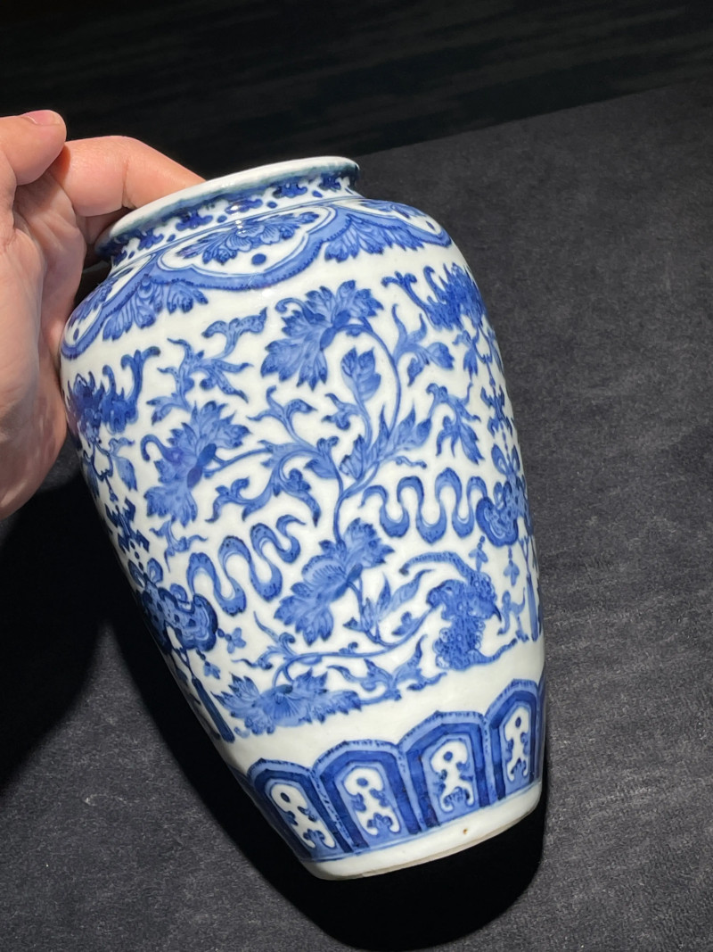 清乾隆 青花福庆有余纹尊 - 图4