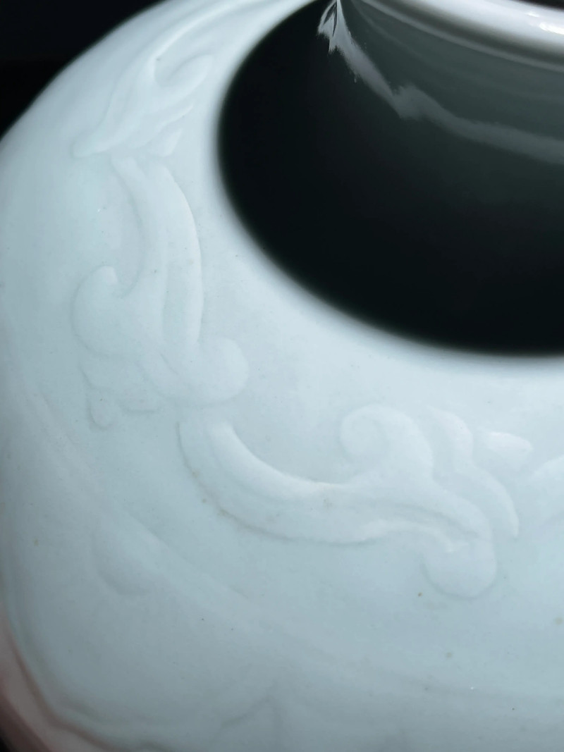 解放初 青白釉模印花卉纹梅瓶 - 图8