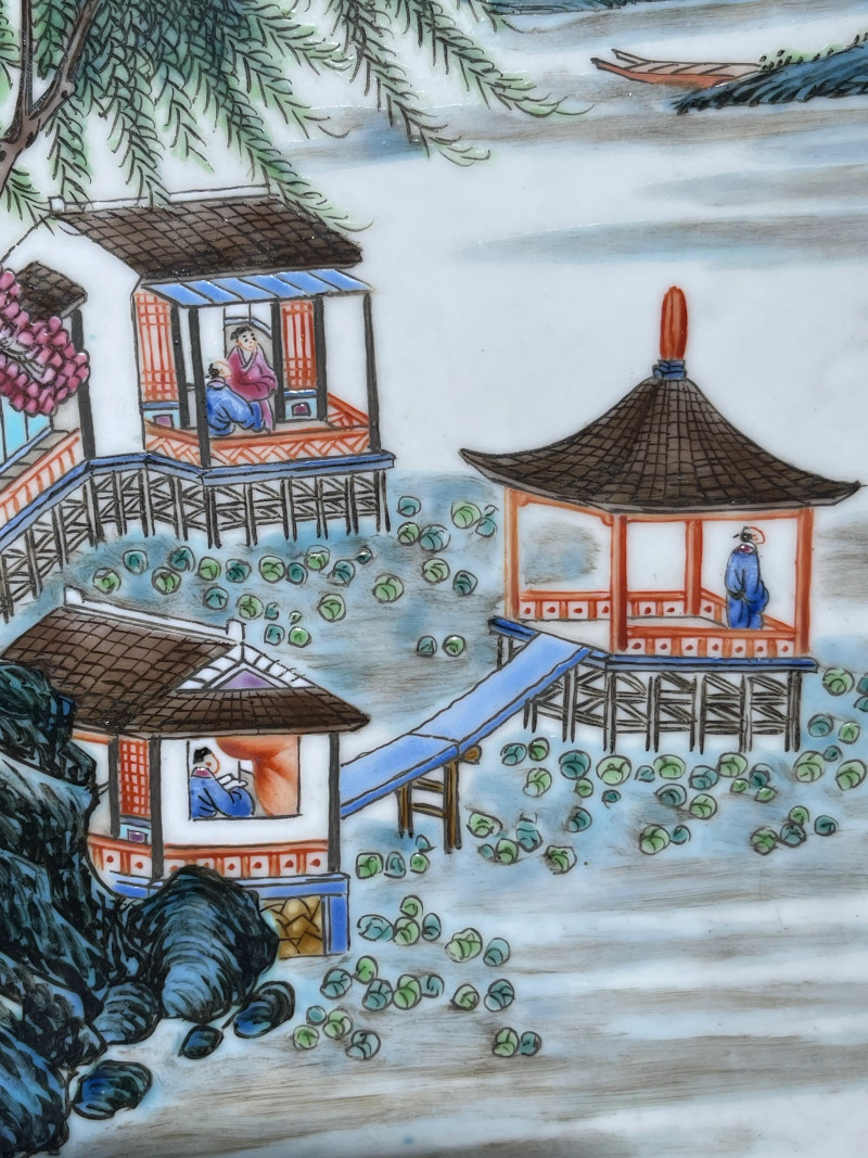 民国 粉彩山水纹大盘一对 - 图3