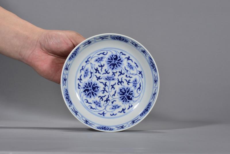 清光绪 青花缠枝莲纹盘 - 图2