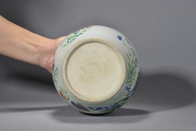 清雍正 粉彩安居富贵纹罐 - 图5