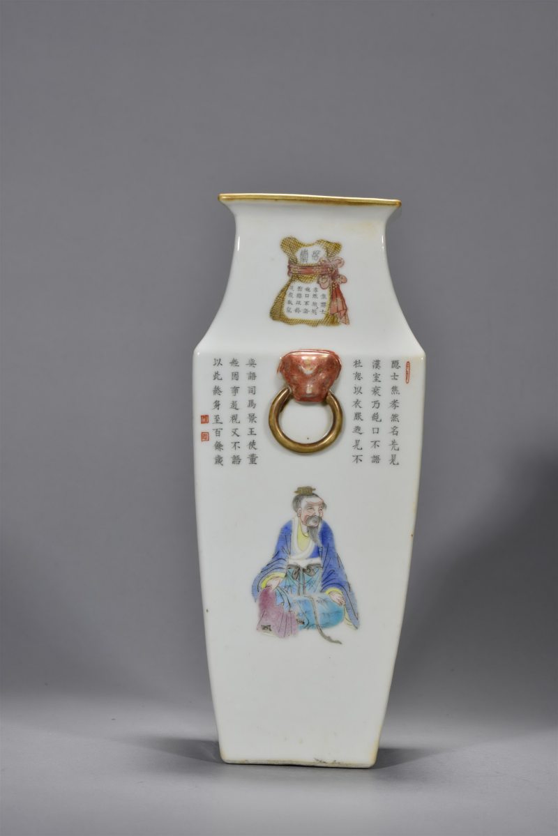 清道光 粉彩无双谱四方瓶 - 图9