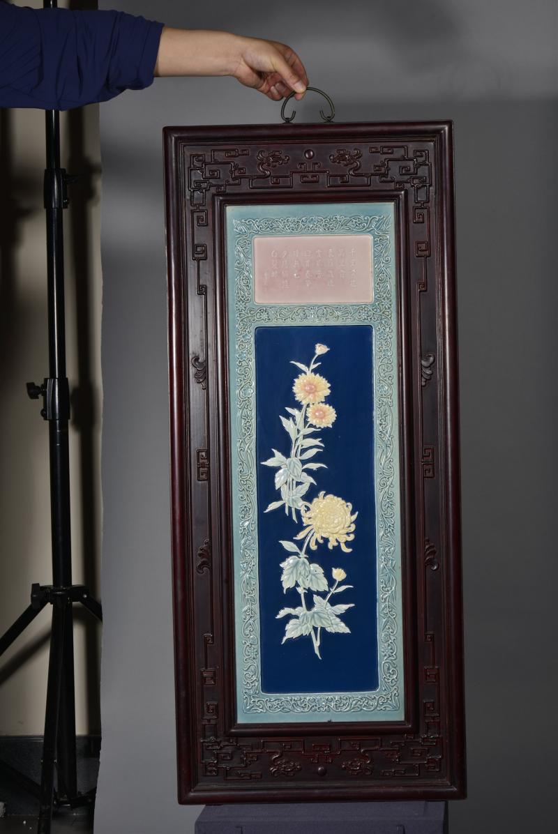 近现代 黄秀乾梅兰竹菊瓷板一套 - 图5