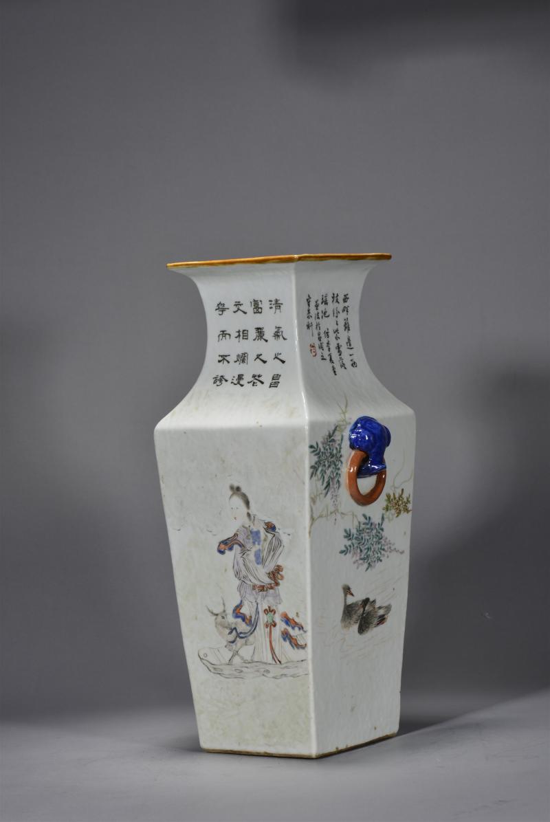清光绪 程松石浅绛彩山水人物花鸟四方瓶 - 图3