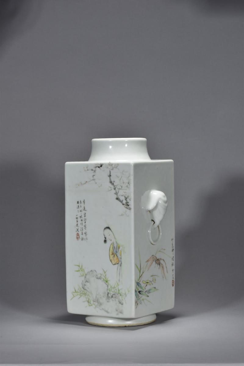 清光绪 程门、程小松父子合作浅绛彩山水花鸟人物纹象耳琮式瓶 - 图2