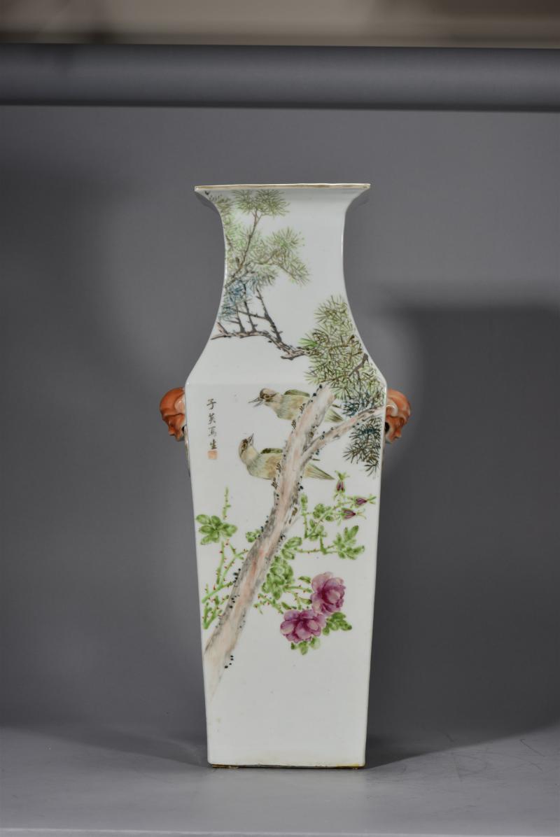 清光绪 张子英浅绛彩山水花鸟博古300 件大方瓶 - 图6