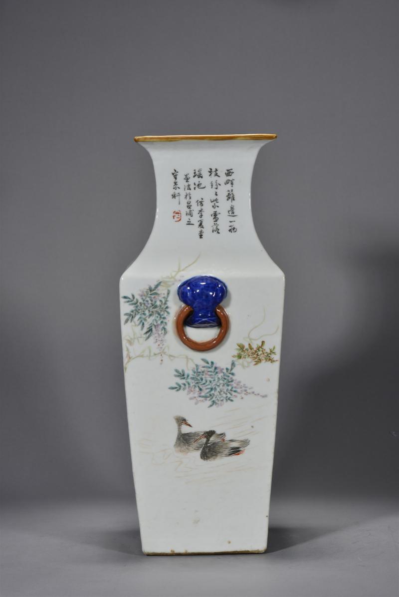 清光绪 程松石浅绛彩山水人物花鸟四方瓶 - 图7