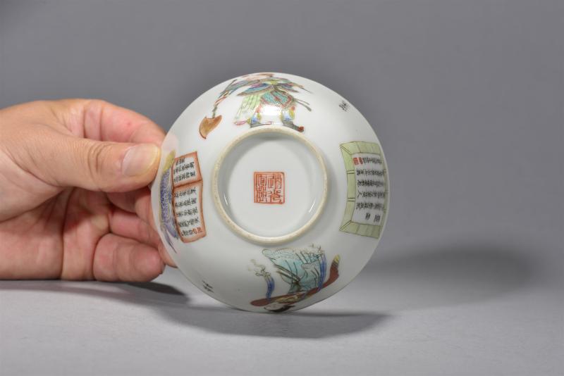 清道光 粉彩无双谱花口杯一对 - 图6