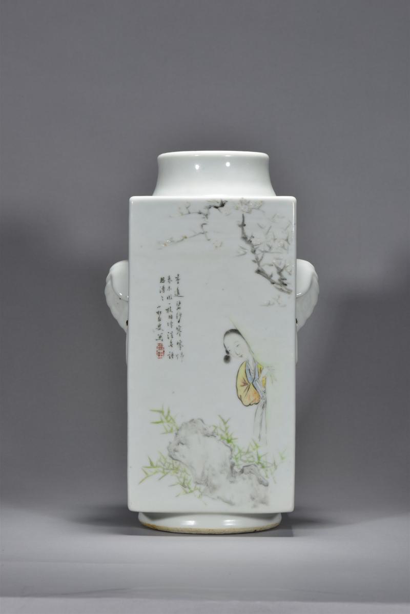 清光绪 程门、程小松父子合作浅绛彩山水花鸟人物纹象耳琮式瓶 - 图6