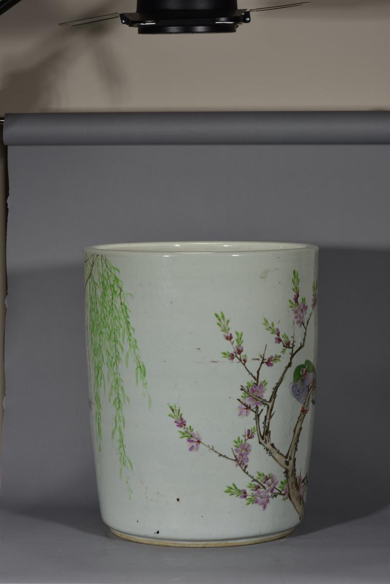 清光绪 金品卿风格浅绛彩桃李鹦鹉图画缸 - 图6