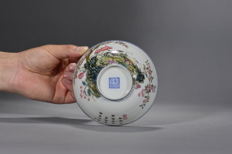 民国 乾隆粉彩花卉薄胎碗 - 图5