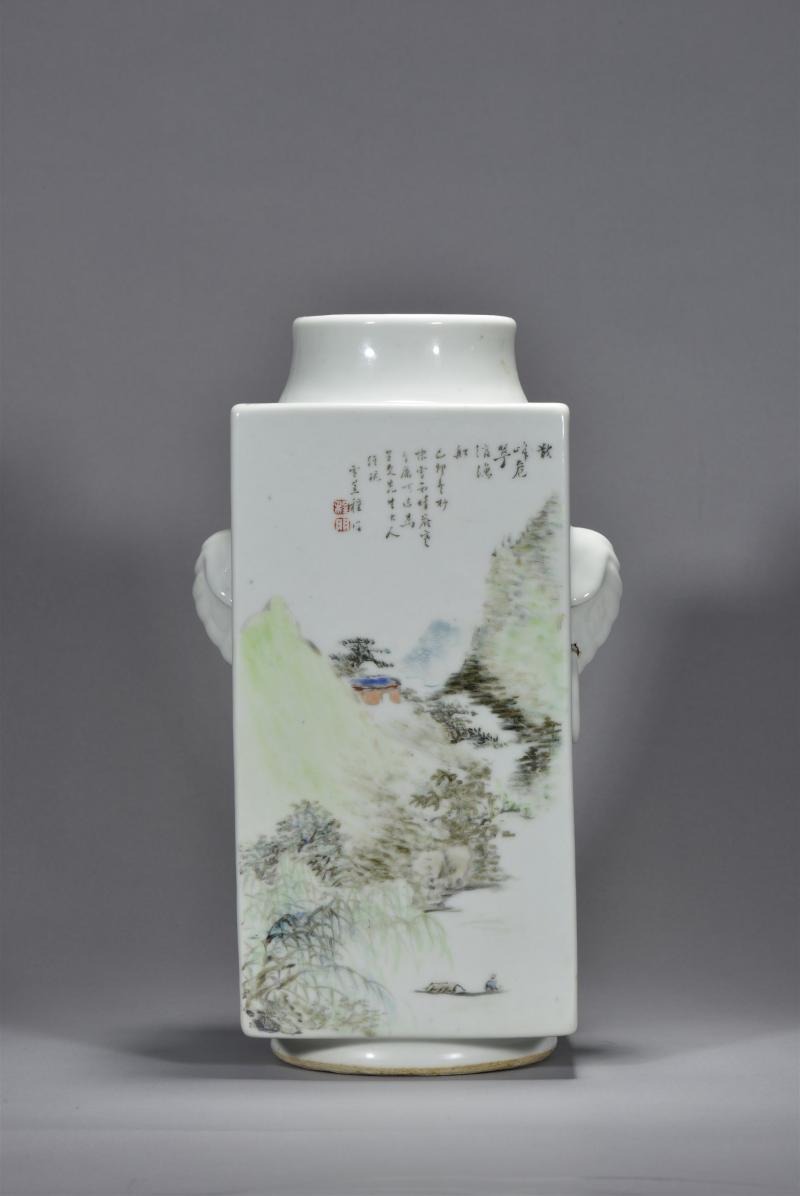 清光绪 程门、程小松父子合作浅绛彩山水花鸟人物纹象耳琮式瓶 - 图8