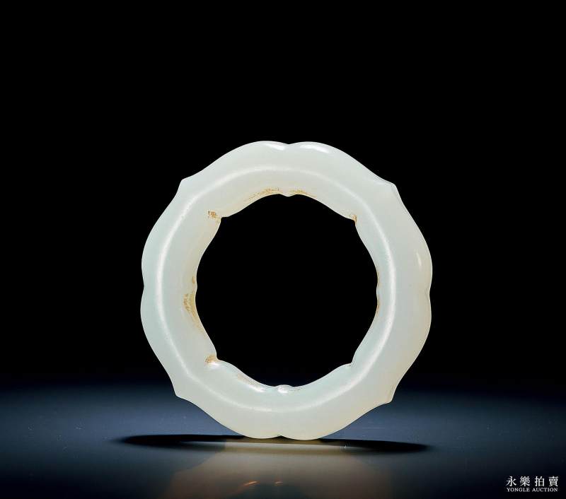 清 白玉菱形环