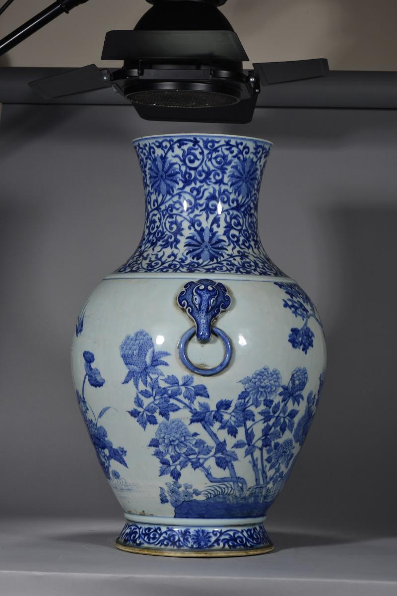 清中期 青花百鸟朝凤纹辐首耳大尊 - 图5