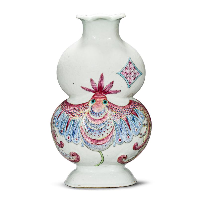 清道光 粉彩花鸟蝙蝠纹葫芦扁瓶