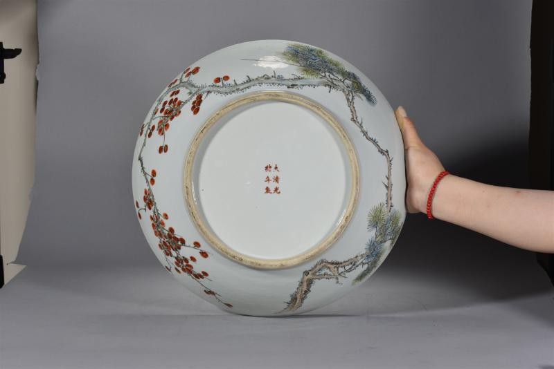 清光绪 金品卿风格浅绛彩“清供三多”花果纹大捧盒 - 图7