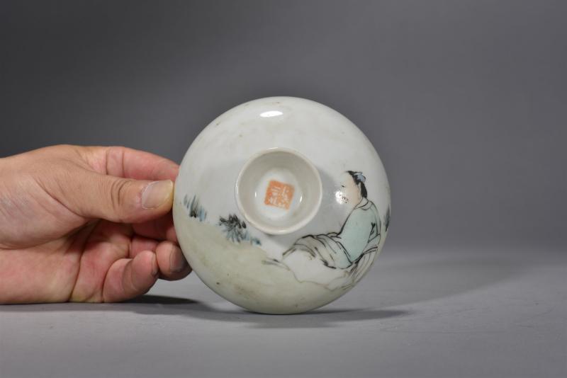 清光绪 任焕章浅绛彩人物盖缸 - 图7