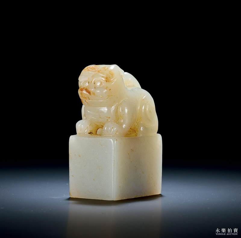 明 白玉虎钮印章