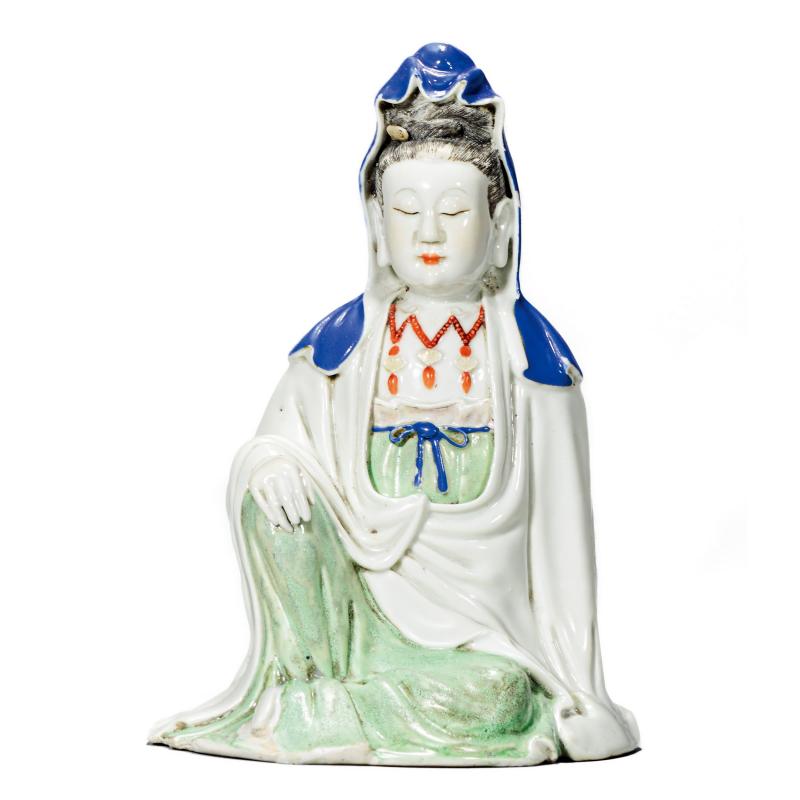 清乾隆 唐英风格粉彩观音造像