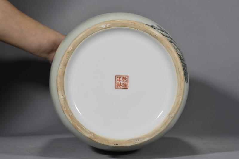 近现代 粉彩桃园问津棒槌瓶 - 图6