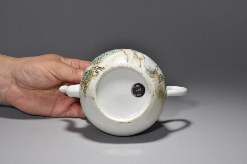 清光绪 竹庵氏浅绛彩人物茶壶 - 图5