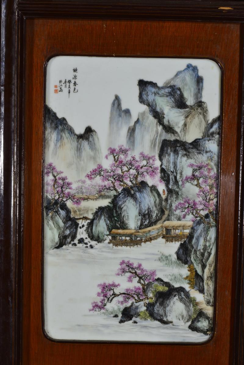 近现代 魏焕明、余少良合作双面粉彩山水人物八联落地大屏风 - 图37