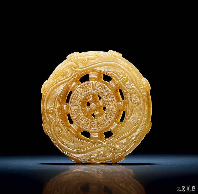 明 旧玉法轮佩