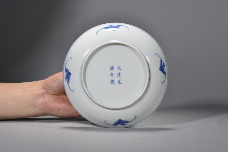 清光绪 青花双龙纹盘 - 图3