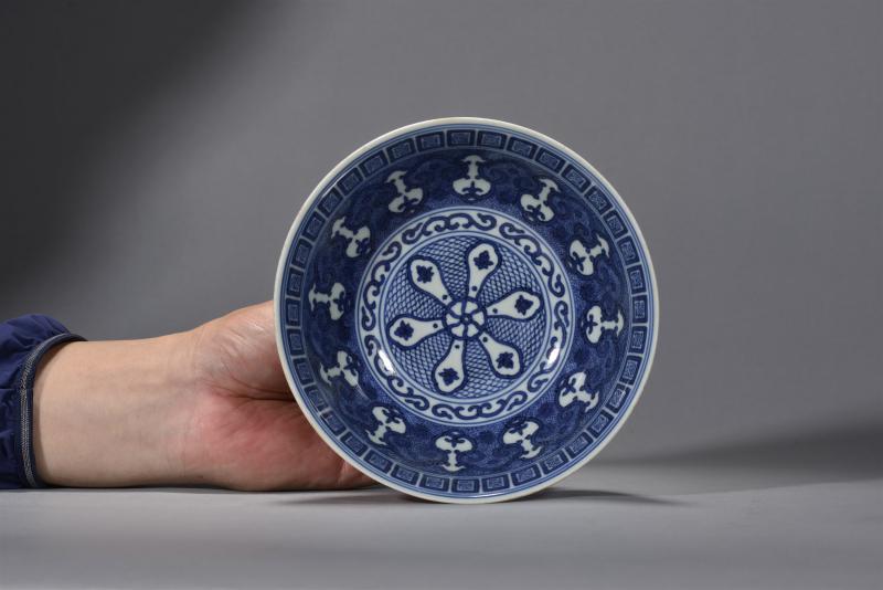 清道光 青花苜蓿纹碗 - 图4