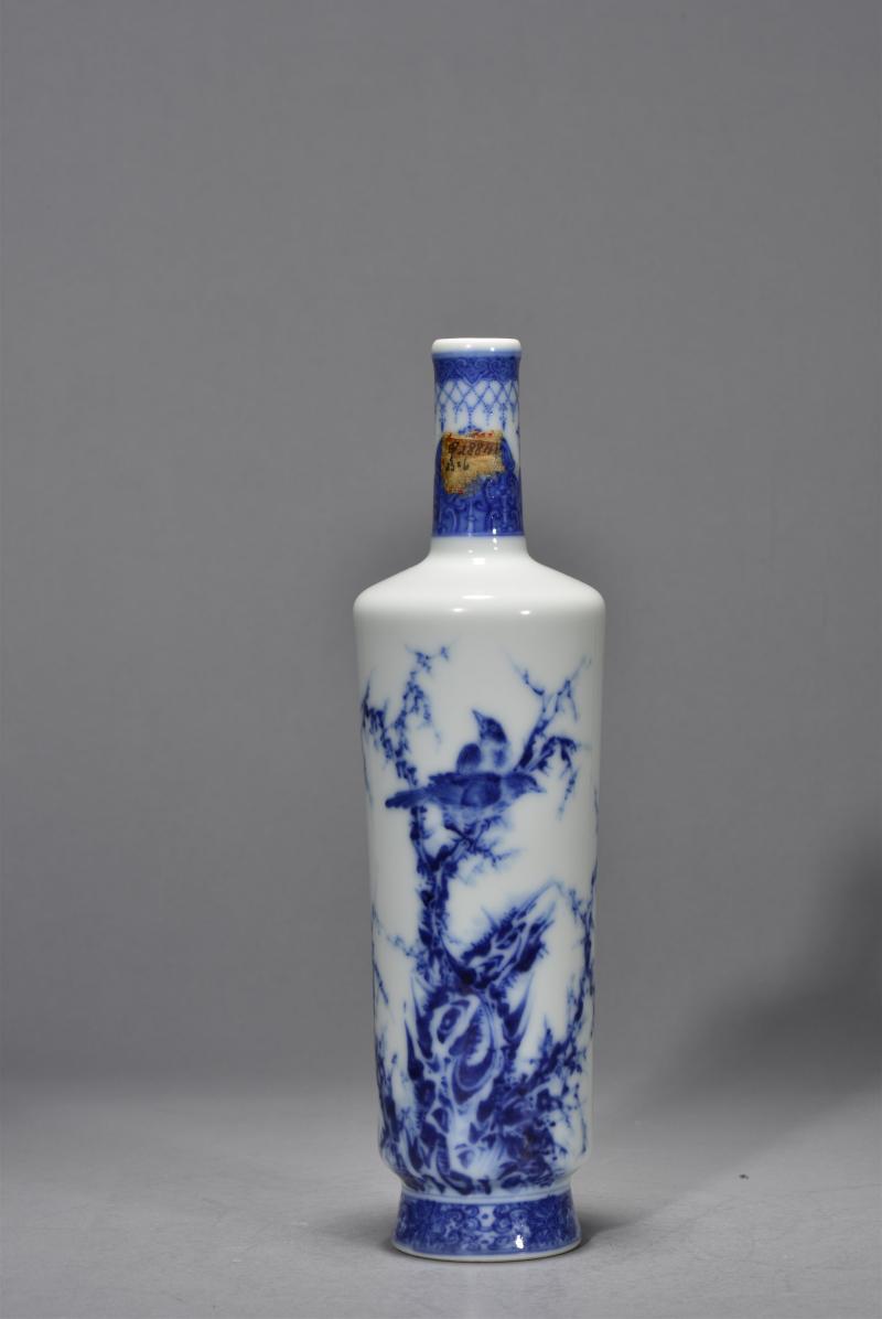 民国 王步风格青花花鸟棒槌瓶 - 图2