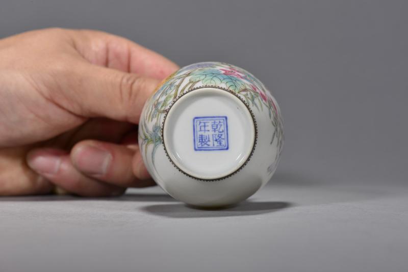 民国 珐琅彩花鸟瓶一对 - 图5