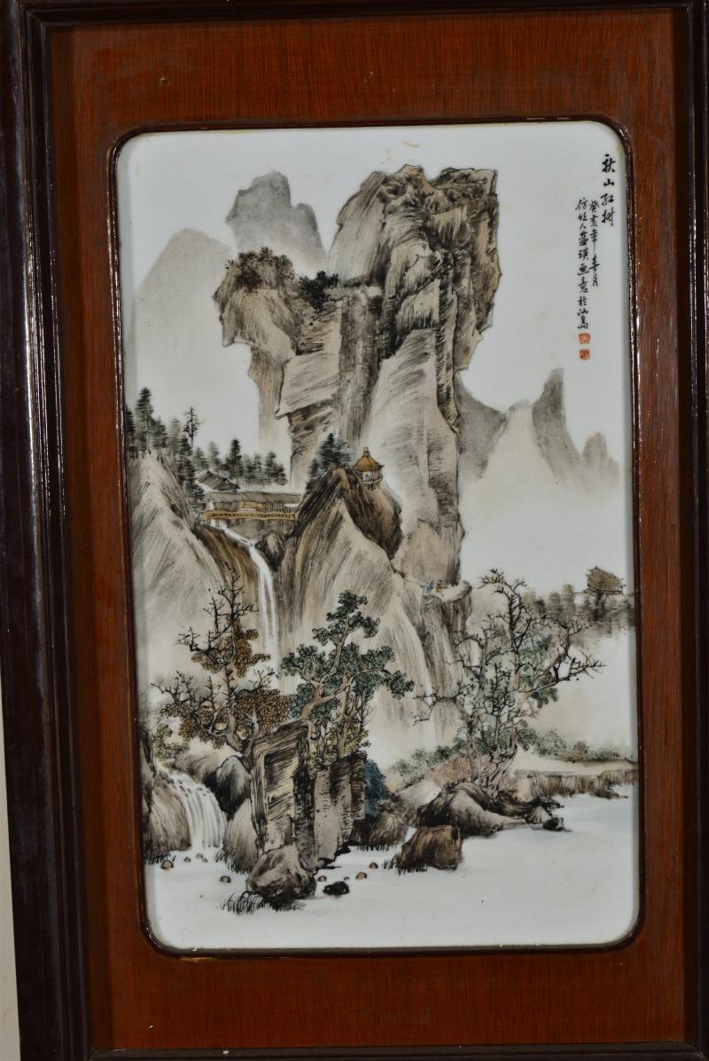 近现代 魏焕明、余少良合作双面粉彩山水人物八联落地大屏风 - 图51