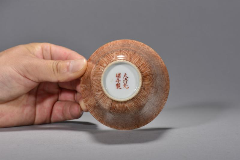 清光绪 仿木纹釉铃铛杯一对 - 图5