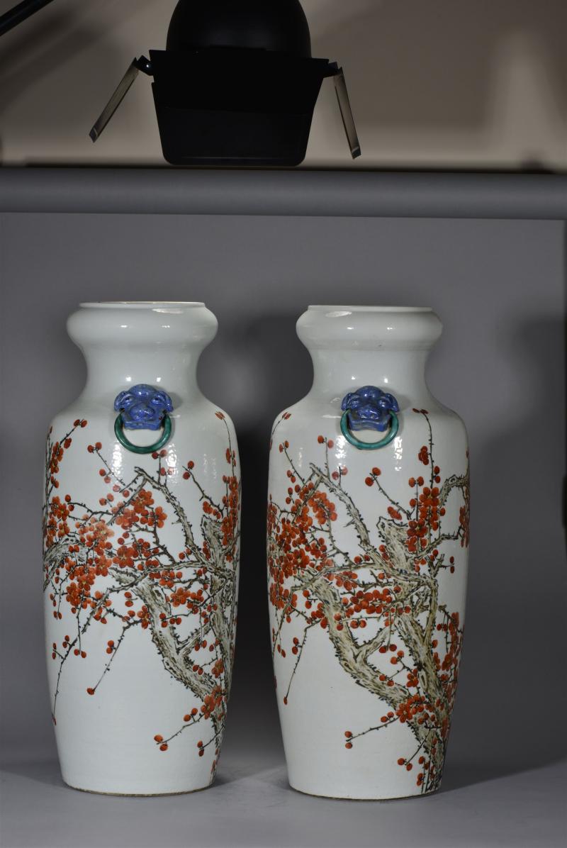清光绪 金品卿风格浅绛彩梅花图大瓶一对 - 图4
