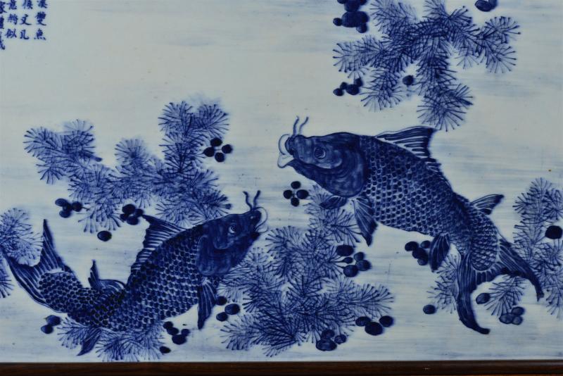 清中期 青花鱼藻纹瓷板插屏 - 图4